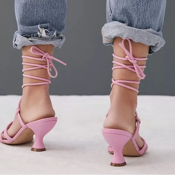 New Anthropologie Light Pink Strappy Spring, Summer Sandals - Picture 4 of 9